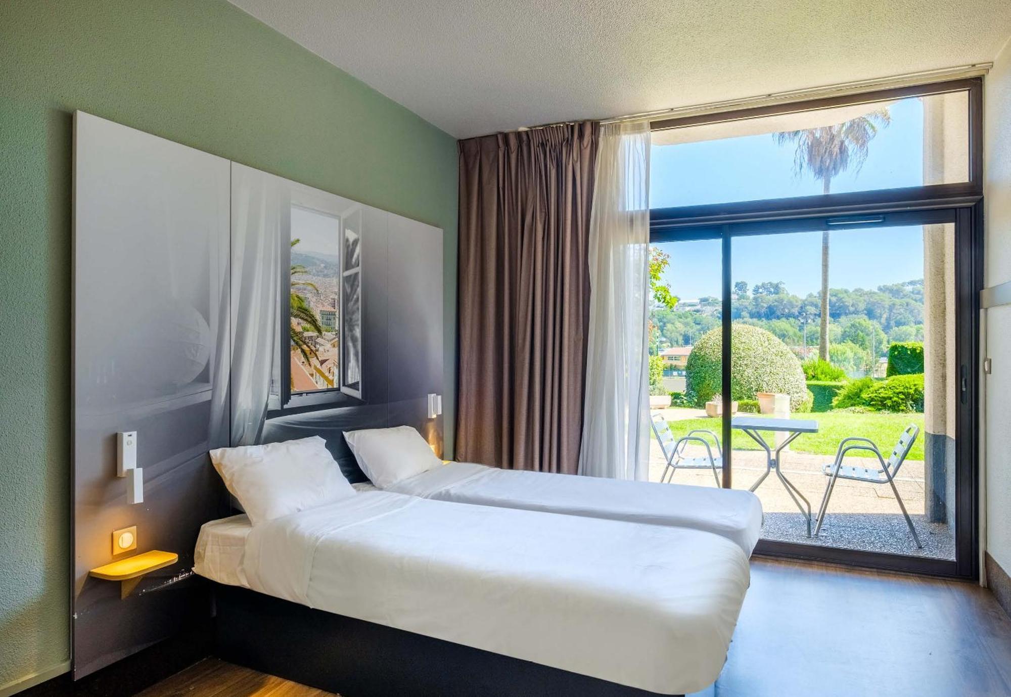 B&B Hotel Villeneuve Loubet Village Εξωτερικό φωτογραφία