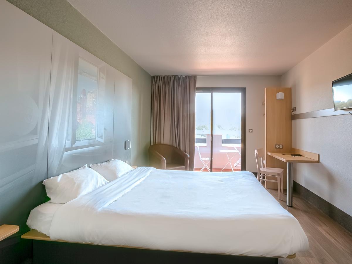 B&B Hotel Villeneuve Loubet Village Εξωτερικό φωτογραφία